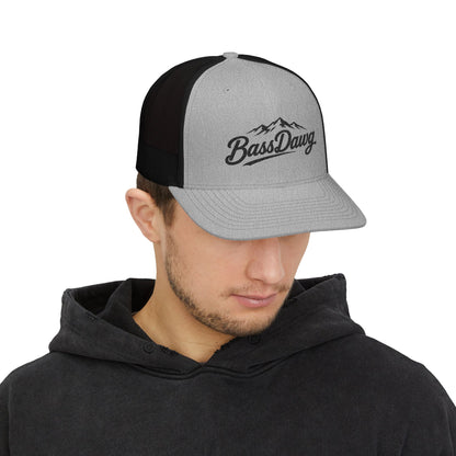 Color: Heather Grey / Black